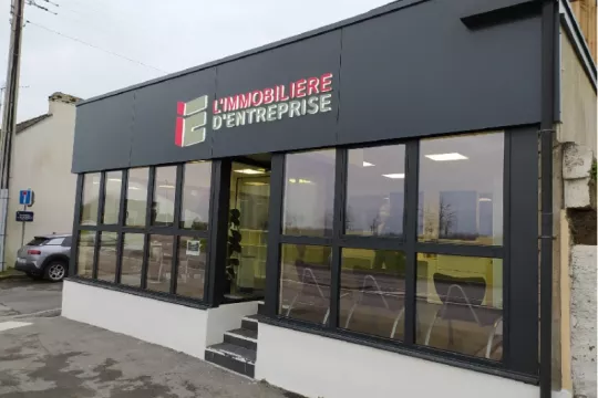 Promoteurs et agences immobilières : Boostez votre visibilité avec la communication visuelle Waroch !