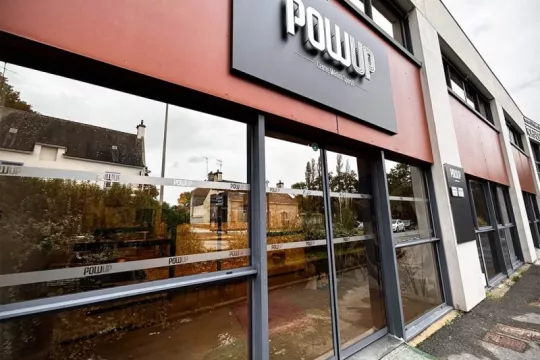 Lettres découpées lumineuses - 2