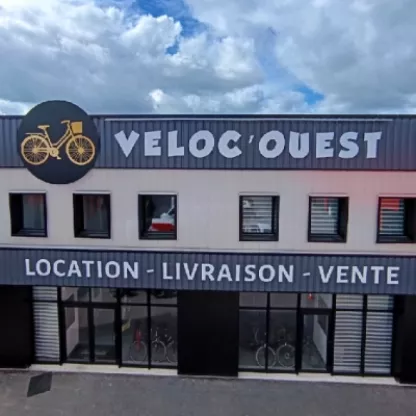 Une enseigne en lettres découpées à Vannes